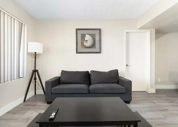 2br Modern Baseline Sleeps 4 Near Downtown * Tempe
